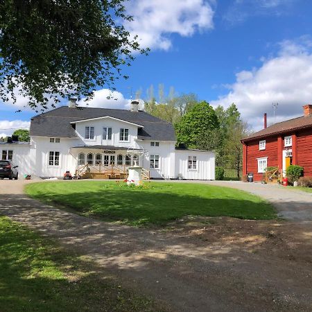 Bredsjoe Gamla Herrgard White Dream Mansion Hallefors  Luaran gambar